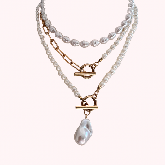 Multilayer Pearl Necklace