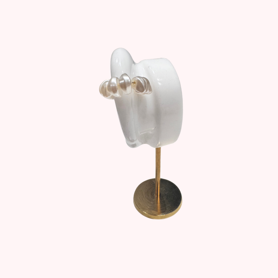 Pearl Ear Clip